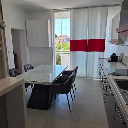 Sky Apartamento Split